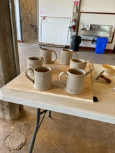 Load image into Gallery viewer, MUG HAND BUILDING WORKSHOP・ATELIER DE FAÇONNAGE DE TASSES