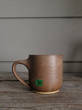 Charger l'image dans la galerie, #61 Carrot Mug - Pink Inside
