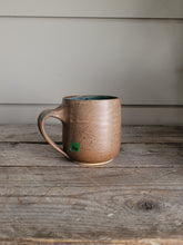 Charger l'image dans la galerie, #56 Carrot Mug - Green Inside
