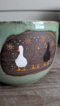 Charger l'image dans la galerie, #24 Small Duck Mixing Bowl
