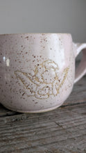 Charger l'image dans la galerie, Small Pink Cherub Mug
